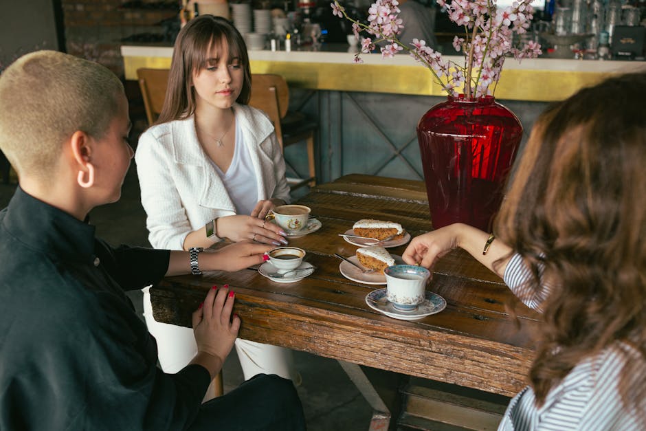 The Best Brunch Icebreaker Questions for a Table That Actually Talks